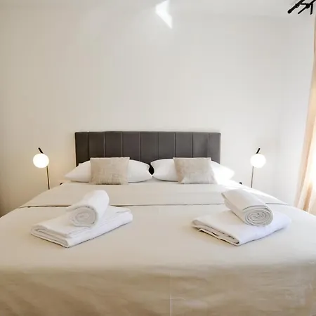 Apartment Luka